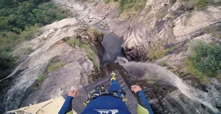 What is the world record for high diving?