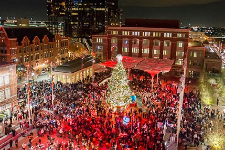 What is there to do in Fort Worth for Christmas?