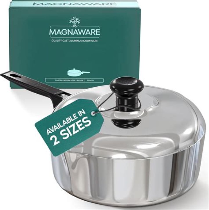 What is Wagner Ware magnalite made of?