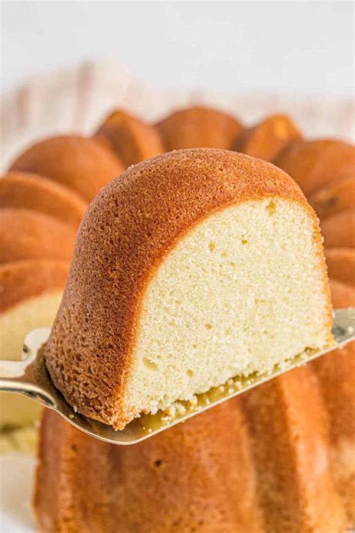 What makes a pound cake gooey in the middle?