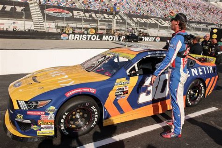 What Nascar driver does well at Kansas?