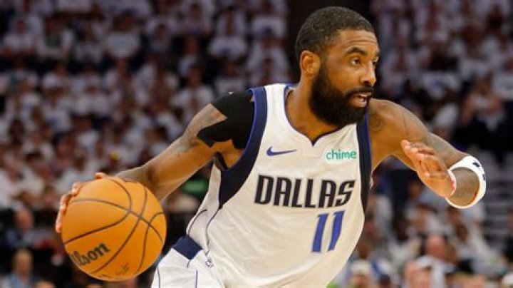 What overall is Kyrie Irving in 2k16?