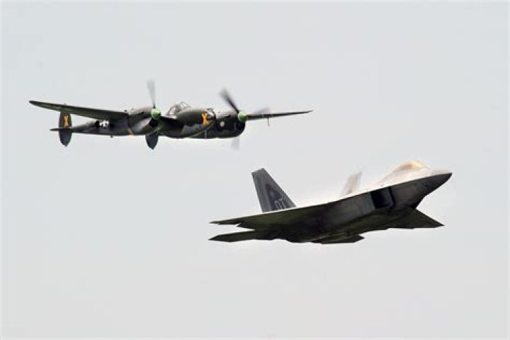 What planes fly out of Offutt AFB?
