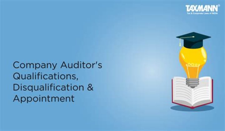 What qualifications does an auditor need?