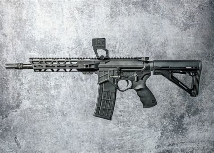 What rifle does the NZDF use?