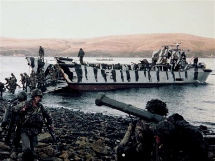 What ships were used in the Falklands War?