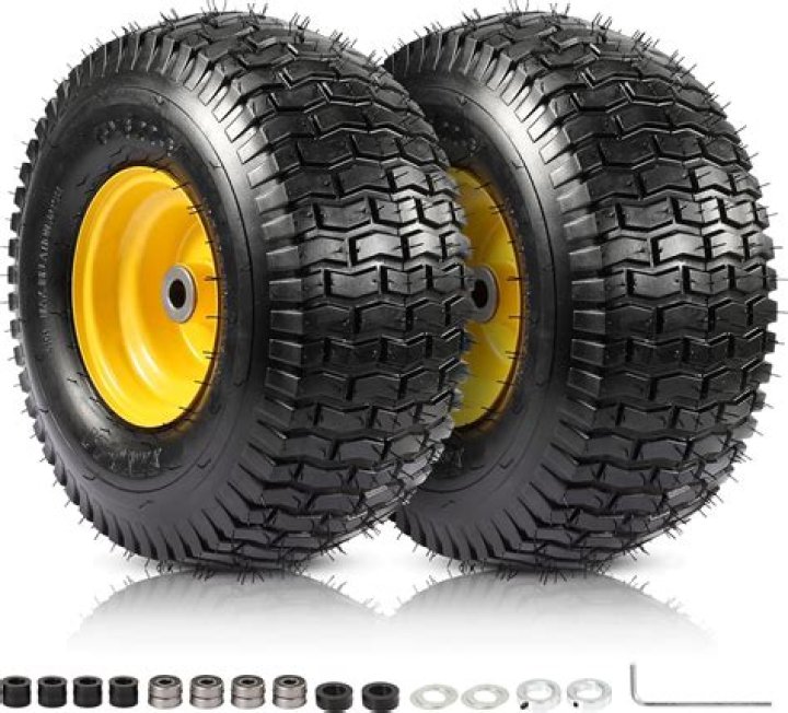 What size tires are on John Deere L110?