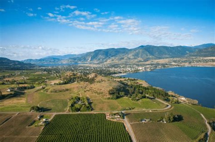 What towns are in the Thompson Okanagan?