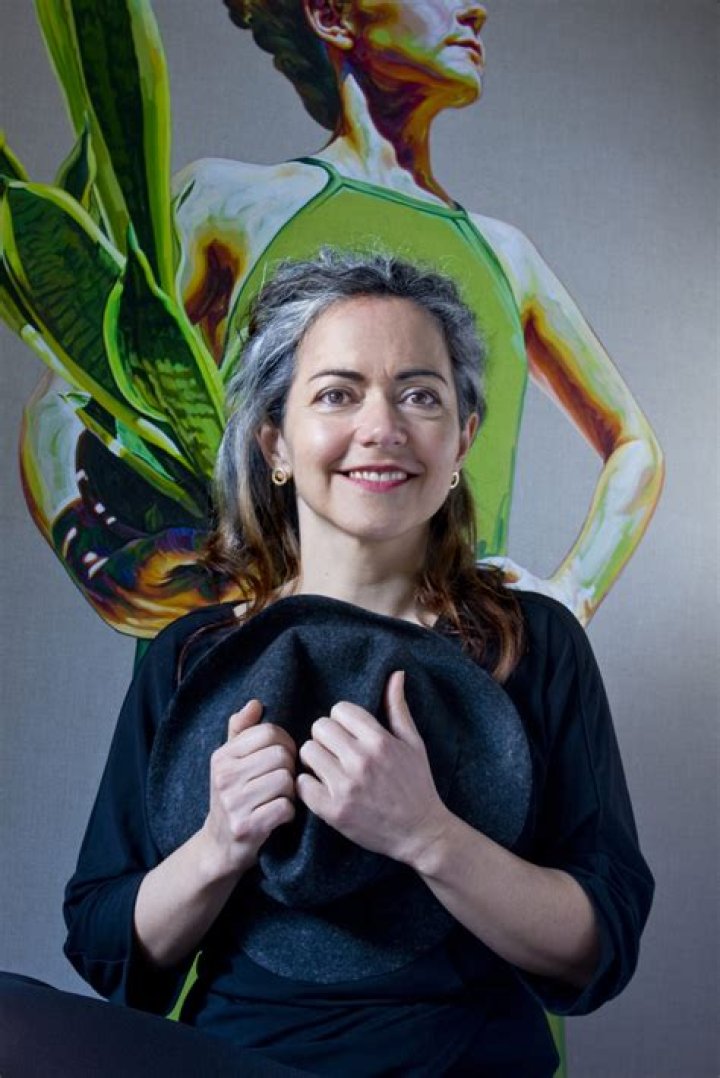 What type of artist is Cristina Troufa?