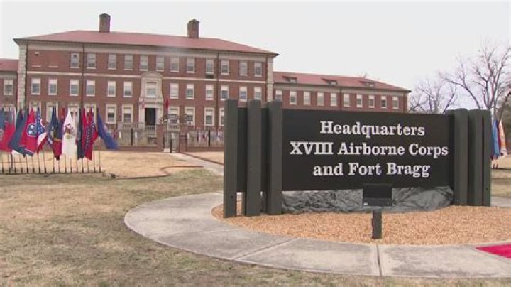 What units are stationed at Fort Bragg North Carolina?