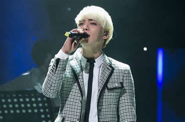 What was SHINee last concert with jonghyun?