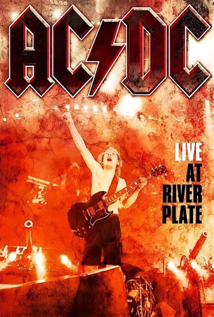 What was the attendance at River Plate AC DC?
