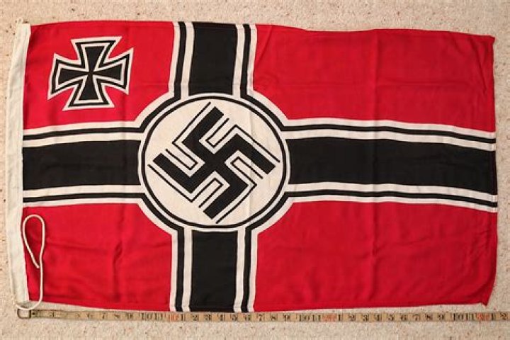 What was the German flag in 1918?
