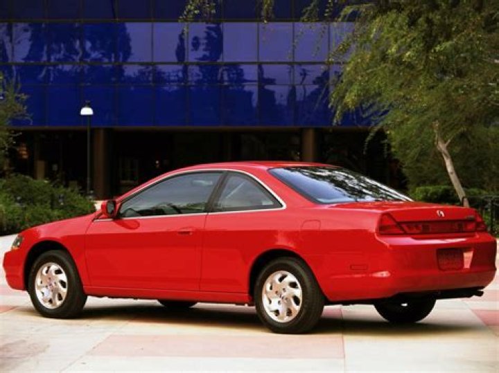 What was the last year of the 2 door Honda Accord?