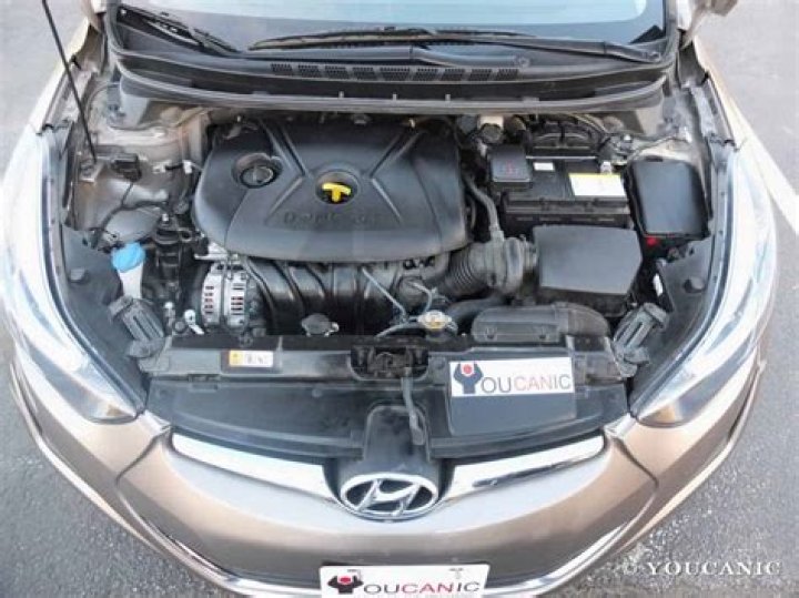 What weight of oil does a Hyundai Accent take?