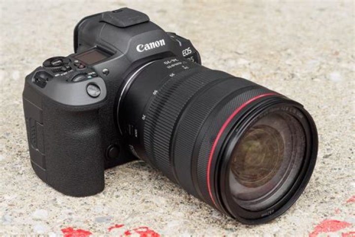What year is Canon EOS 1000D?