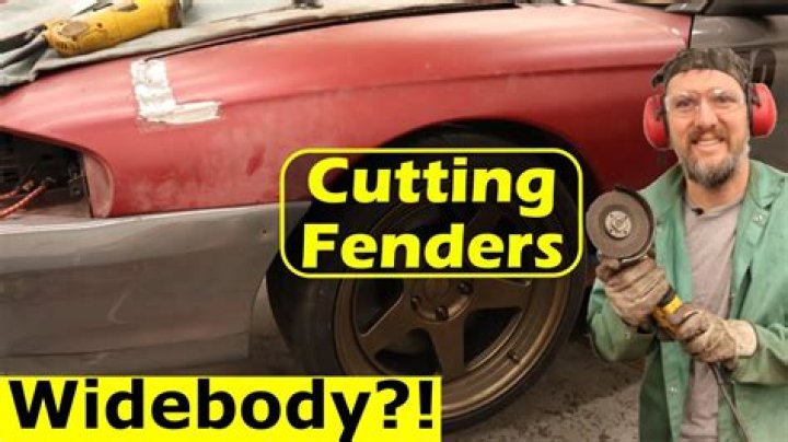 When did Fender Stop using Bakelite?