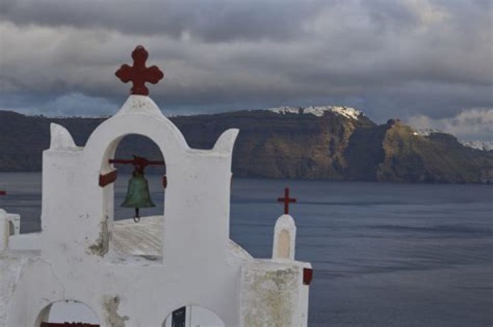 When did Santorini last erupt?