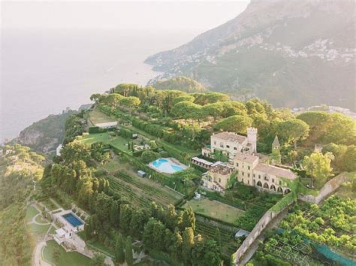 When was Villa cimbrone built?