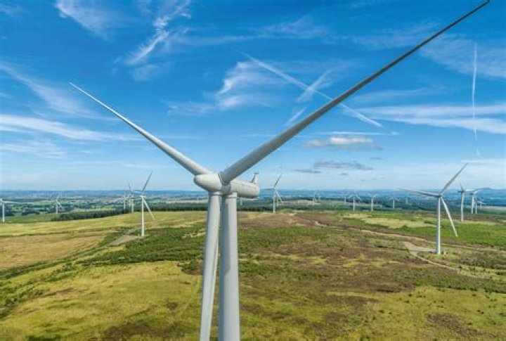 Where are UK wind turbines manufactured?