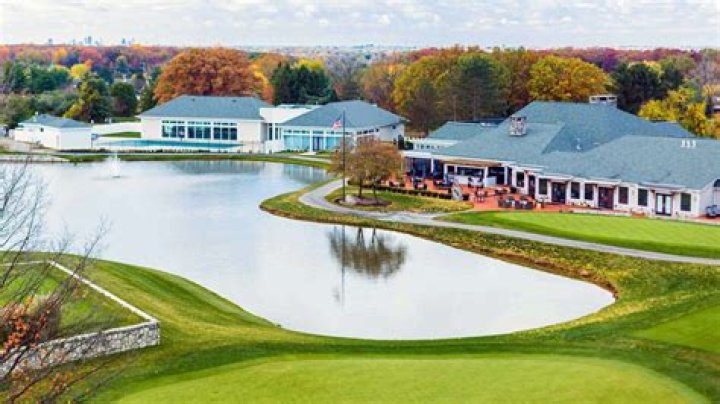 Where can I play golf in Columbus Ohio?