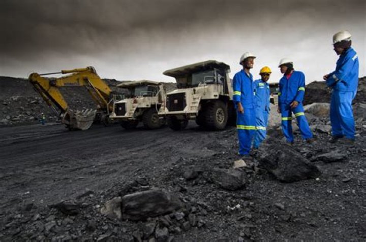 Where can I study mining engineering in UK?
