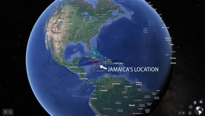 Where is AusAID located?