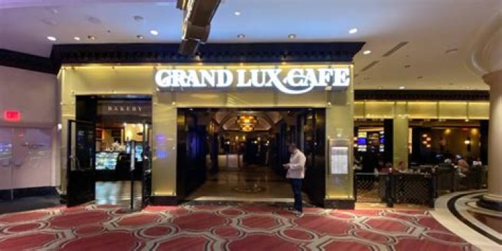 Where is Grand Lux Cafe located?