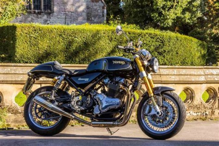 Which company is commando bike?