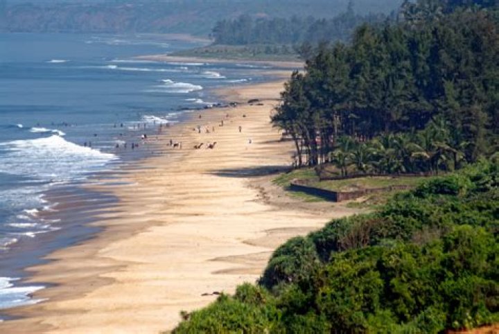 Which is the cleanest beach in Konkan?