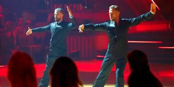 Who did Derek Hough dance with last night?