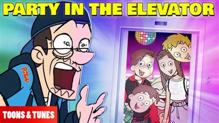 Who did Ip Man fight in the elevator?