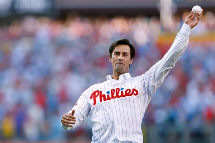 Who does Cole Hamels play for?