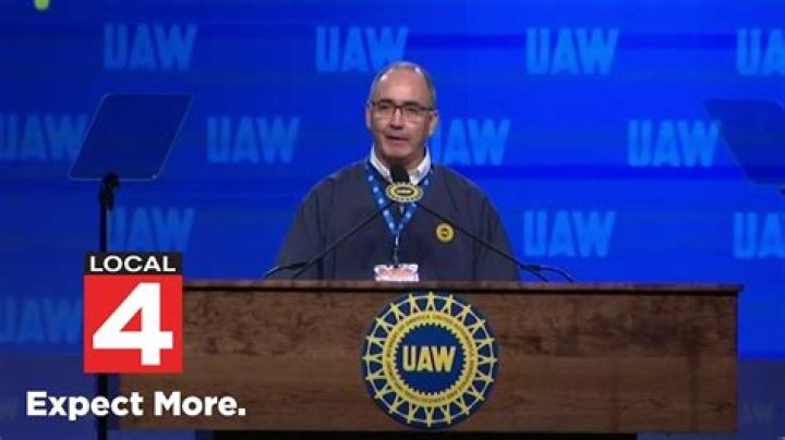 Who does the UAW represent?