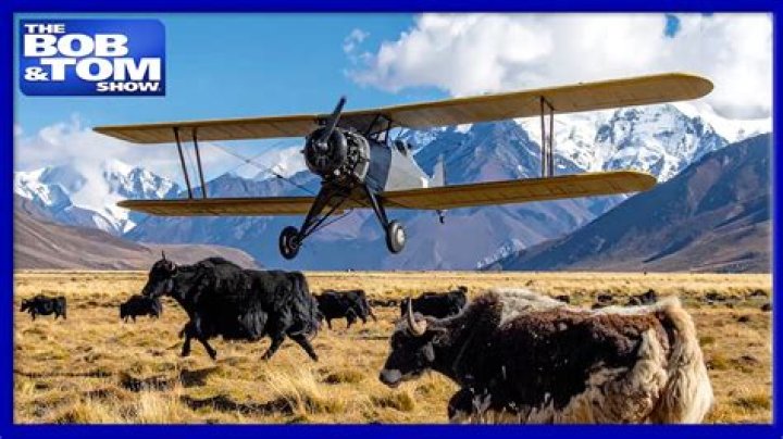 Who is discovered plane?