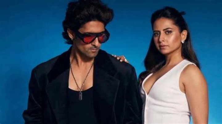 Who is GF of Ravi Dubey?