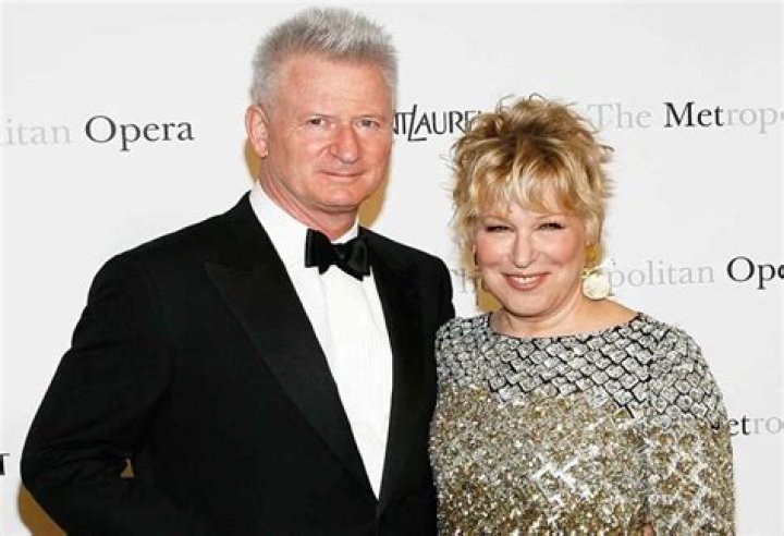 Who is Sophie von haselberg husband?