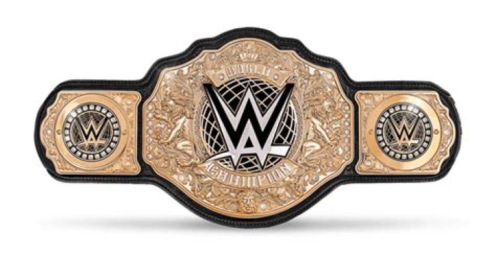 Who is the lightest WWE Champion?