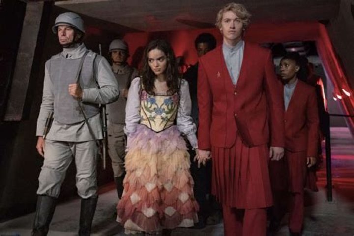 Who is the peacekeepers in the Hunger Games?