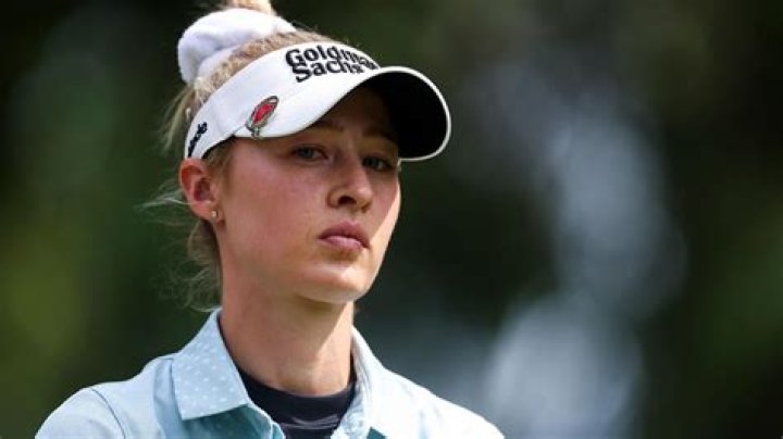 Who is the top ranked female golfer?