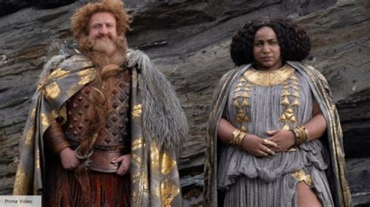 Who is the wife of nakula?