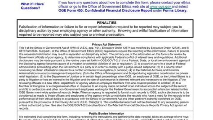 Who must file a public financial disclosure form otherwise known as an OGE Standard Form 278e?:?