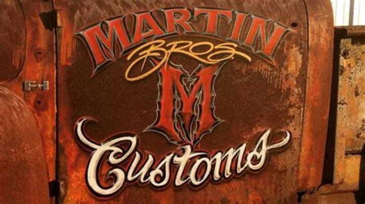 Who owns Martin Brothers Customs in Texas?