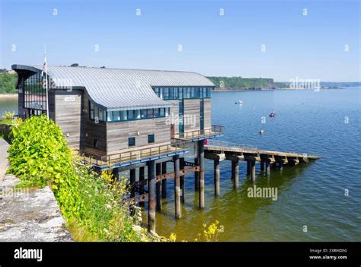 Who owns Tenby lifeboat house?