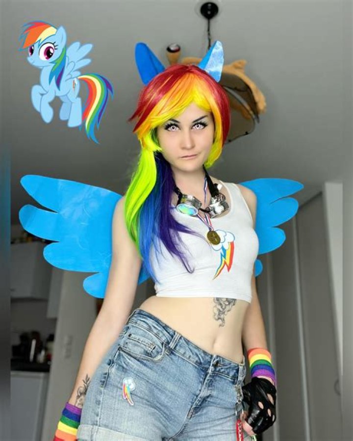 Who played Rainbowdash?