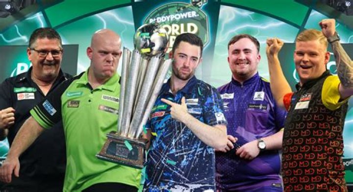 Who won the 2016 World Darts Championship?