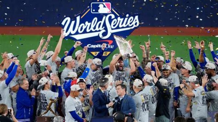 Who won the World Series 2008?