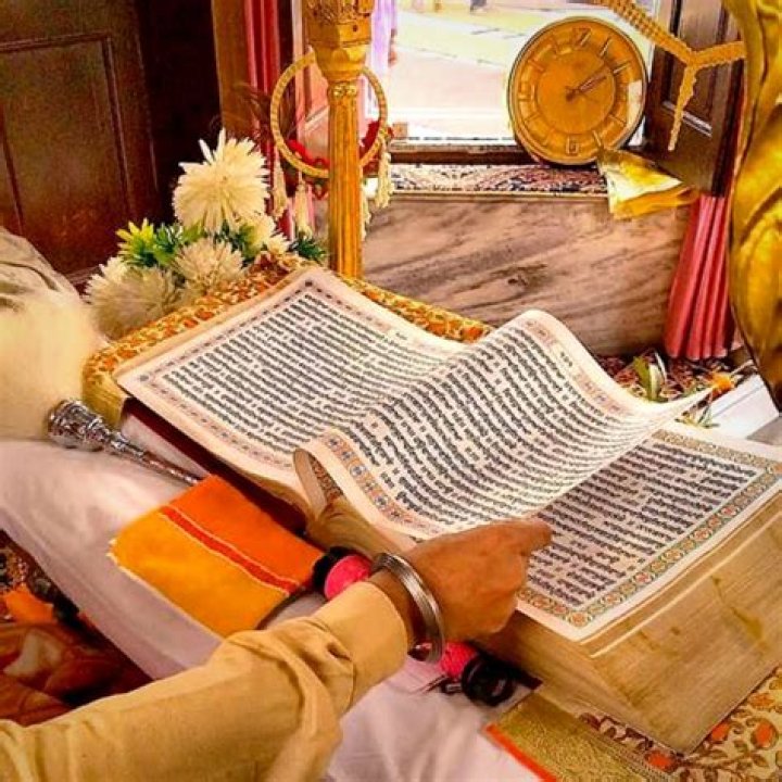 Who wrote the Granth Dasbodh?