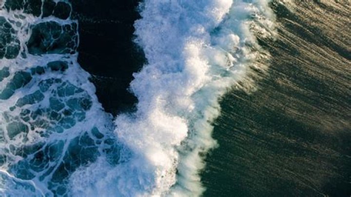 Why do waves come in sets of 7?