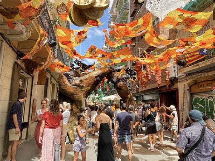 Why is the Festa de Gracia famous?